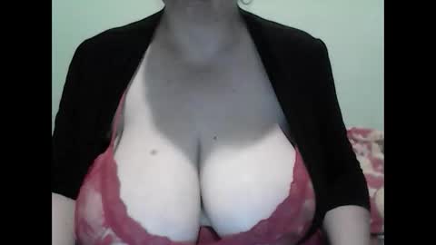 Snapshot of cutejessytom chatting on February 1, 6:54 am Jessy online show from February 1, 6:54 am