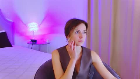 cutemirage online show from October 7, 2:32 pm