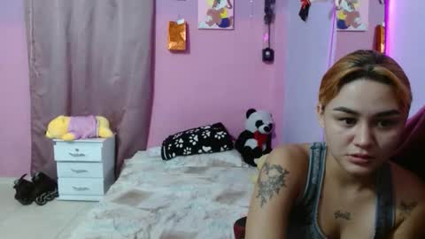 cuterouss online show from February 22, 4:24 am