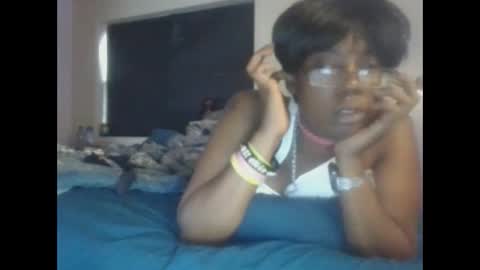 mary mack online show from October 7, 2:10 pm