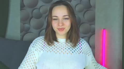 Snapshot of cutesmile_sharon chatting on February 10, 2:30 am cutesmile sharon online show from February 10, 2:30 am
