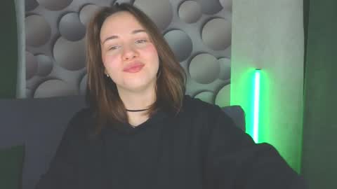 Snapshot of cutesmile_sharon chatting on February 16, 2:33 am cutesmile sharon online show from February 16, 2:33 am