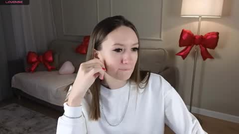 Kate online show from February 12, 9:44 am