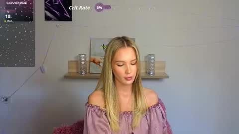 Snapshot of cutiefull_lion chatting on September 12, 6:14 am cutiefull_lion online show from September 12, 6:14 am