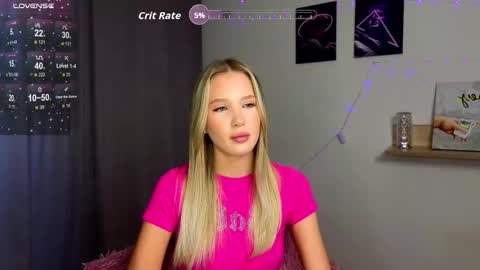 Snapshot of cutiefull_lion chatting on October 8, 5:45 am cutiefull_lion online show from October 8, 5:45 am