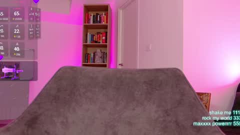 cutiepie69__ online show from June 25, 7:37 pm