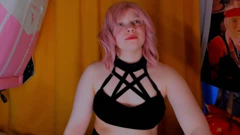 CutieSue online show from May 24, 12:53 am