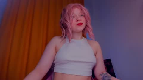 CutieSue online show from May 12, 7:16 am