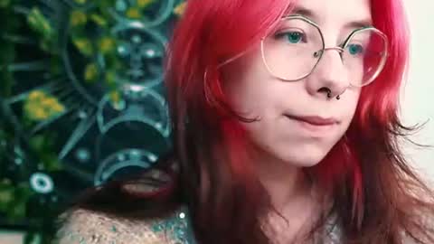 cuttiepink online show from August 9, 3:23 am
