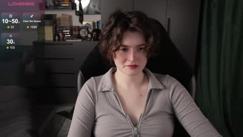 Helen Blossom online show from April 14, 7:47 pm