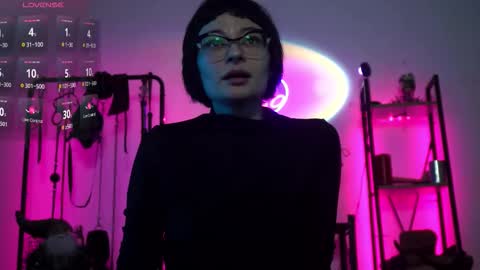 Lily Goddess online show from December 15, 1:33 am