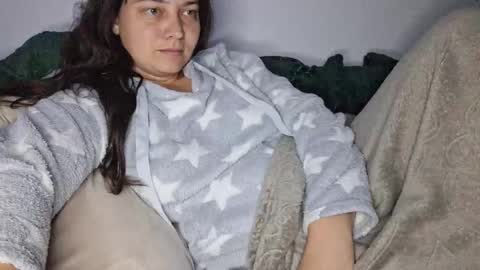 Snapshot of cyndee_winter chatting on September 23, 7:12 pm Cyndee Winter online show from September 23, 7:12 pm