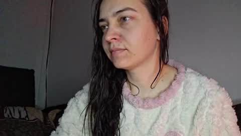 Snapshot of cyndee_winter chatting on December 16, 10:24 pm Cyndee Winter online show from December 16, 10:24 pm