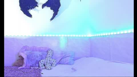 dabria_luxe online show from June 5, 11:05 am