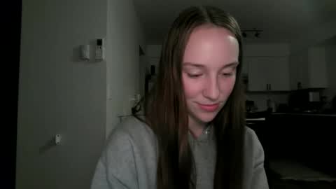 Snapshot of daddysssgoodgirl chatting on October 13, 6:38 am daddys good girl online show from October 13, 6:38 am
