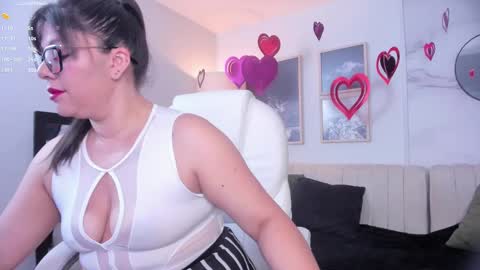 Dafne online show from February 11, 12:04 pm