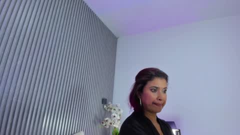 dafnecox online show from September 10, 3:39 am