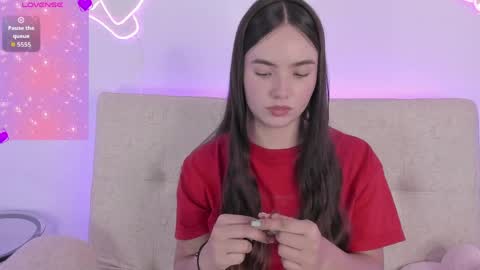 Dafne  online show from April 8, 4:09 pm