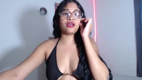 DAFNNE online show from November 7, 3:39 pm