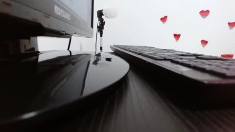 Snapshot of dafnnee_ross chatting on February 17, 12:05 pm DAFNNE online show from February 17, 12:05 pm