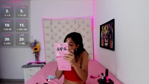 Snapshot of dafnnee_ross chatting on December 6, 12:16 pm DAFNNE online show from December 6, 12:16 pm