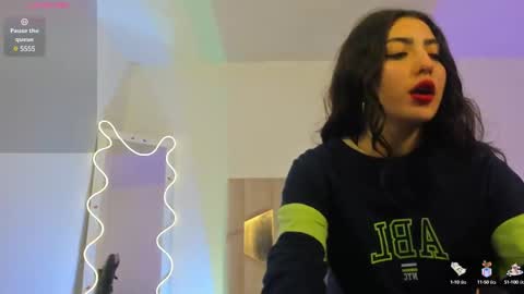 dahia  online show from February 25, 3:09 am