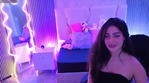 dahia  online show from April 15, 10:16 am