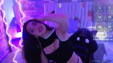 dahia  online show from April 21, 1:42 am