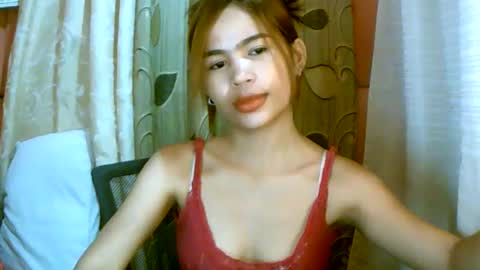 Im Dahlia online show from February 8, 11:12 am