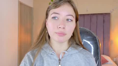 Dahlia online show from April 4, 6:45 am