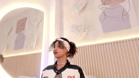 Daiana online show from December 22, 7:50 pm