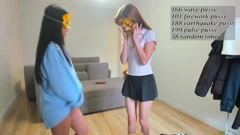 Snapshot of daily_love chatting on October 12, 7:00 am daily_love online show from October 12, 7:00 am