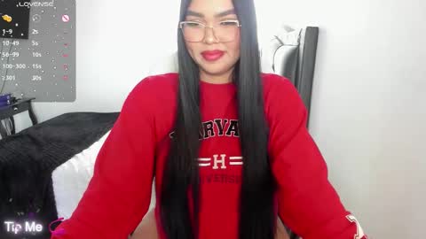 I am Daisy online show from February 25, 2:48 pm