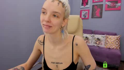 daisy__sweet online show from March 8, 9:13 am