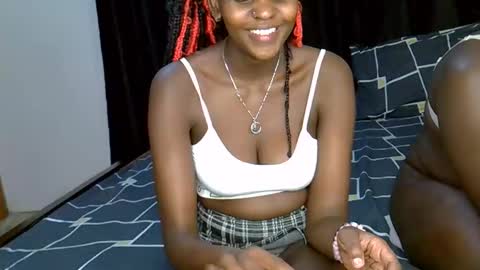 Snapshot of daisy_bunnie chatting on September 10, 1:44 pm daisy online show from September 10, 1:44 pm