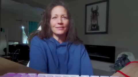 Daisy online show from April 2, 4:26 pm