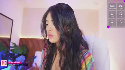 Daisy online show from March 29, 1:32 pm