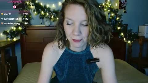 daisy_lovely online show from January 12, 4:18 am
