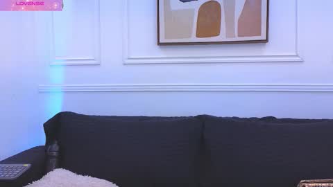 Daisy Price online show from February 10, 10:40 am