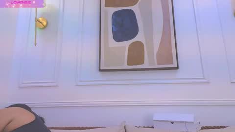 Daisy Price online show from June 10, 10:47 am