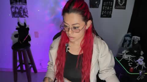 Dakota Crab online show from April 30, 9:08 pm