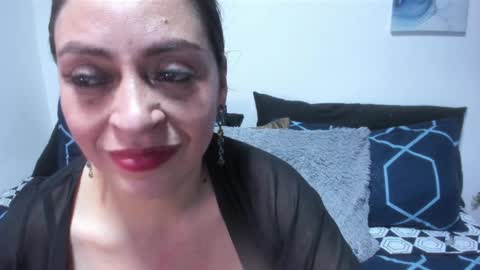 Dakotaagray online show from April 5, 1:37 am