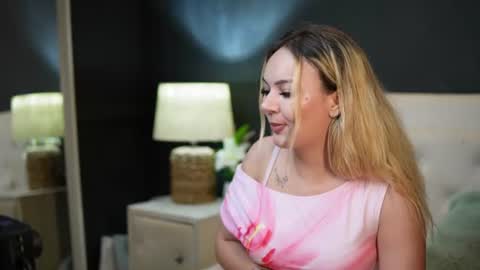 Dalia  online show from July 6, 8:44 pm
