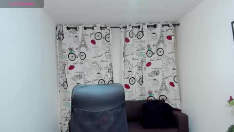 Danaa Rey online show from October 22, 4:12 pm