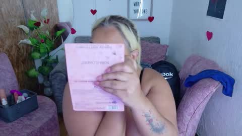 danalaleska online show from January 8, 4:49 am