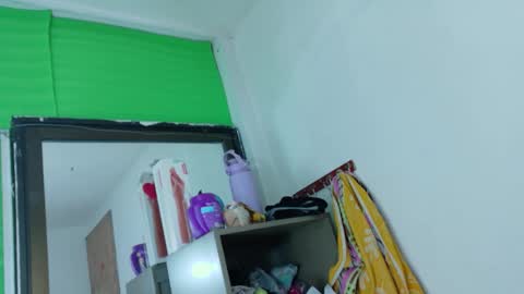 danalaleska online show from February 5, 7:00 am