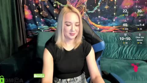 dances_queen online show from April 4, 6:56 am