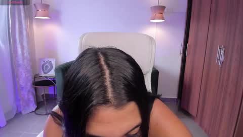 Snapshot of dandara_thompsson chatting on October 4, 7:29 pm Dandara online show from October 4, 7:29 pm
