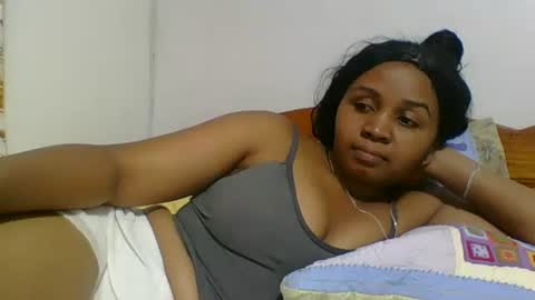 danie80704 online show from December 21, 7:29 pm