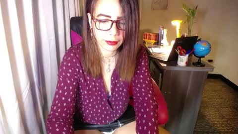 Angie online show from April 4, 4:06 pm